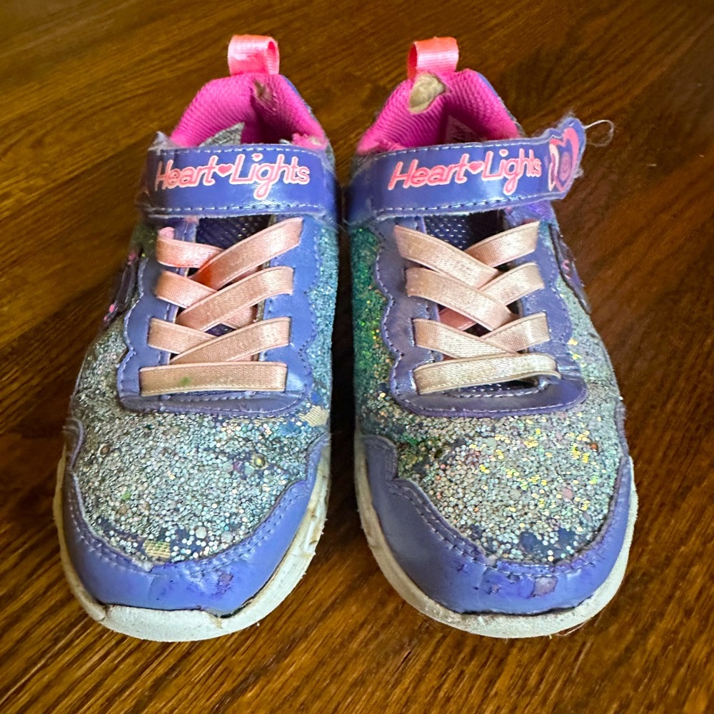 Sketchers Twinkle Toes Heart Lights Light up Shoes. Size 10.5 girls.